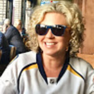 Meet your Posher, Farrah